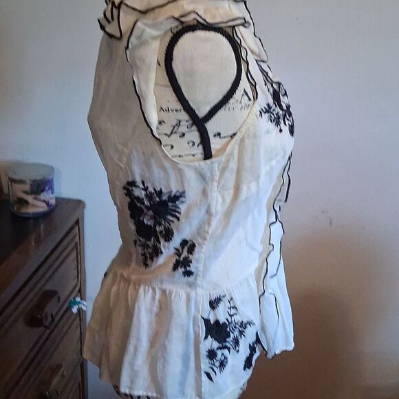 Anthropologie LITHE Cream Sleeveless Ruffled Peplum Blouse - Picture 9 of 9